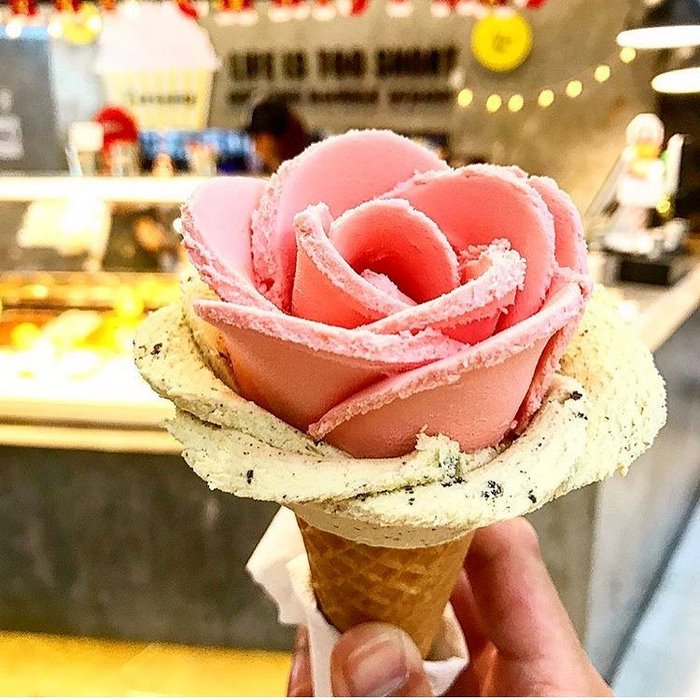gelato-flowers-ice-cream-icreamy-12-588214e94a395__700