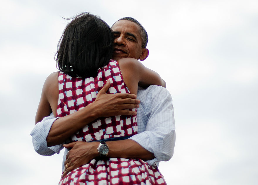 michelle-barack-obama-love-photos-22-587ce82209e03__880